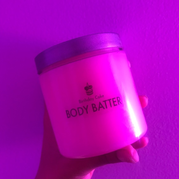 COPY - BIRTHDAY CAKE BODY BUTTER - Picture 3 of 4